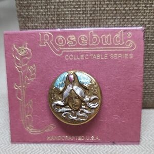 Rosebud Collectable Brooch. Rosebud Reservation In ROSEBUD SD